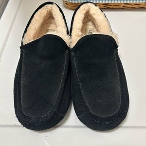 Ugg Ascot Slippers